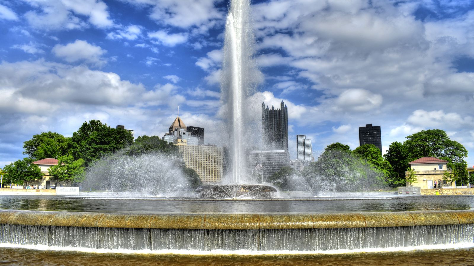 Fountain at Point State Park in downtown Pittsburgh PA