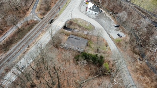 462 Midland Road — photo 3