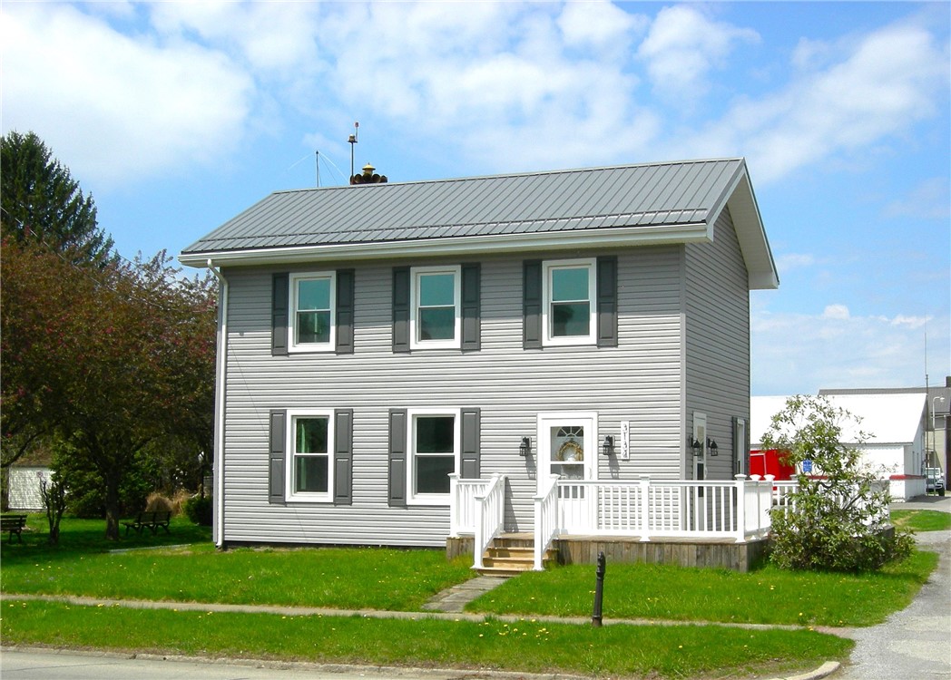 3134 Main St — photo 1
