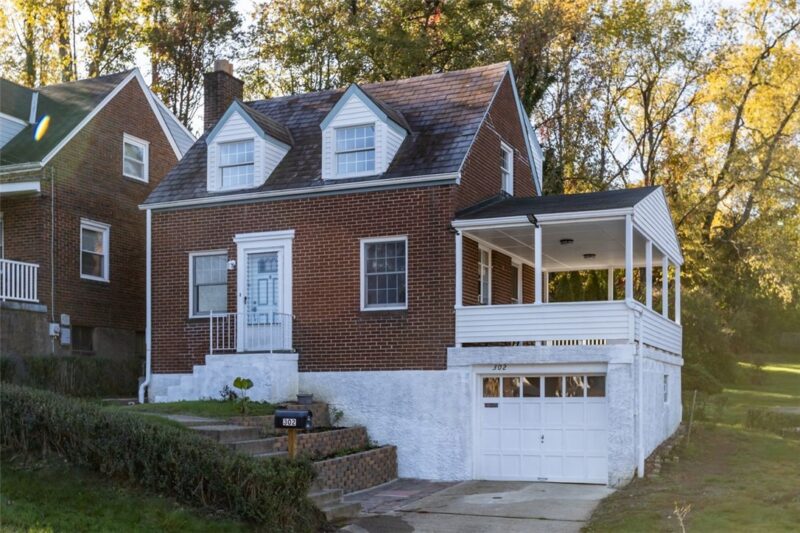 302 Wainwright Ave — photo 3