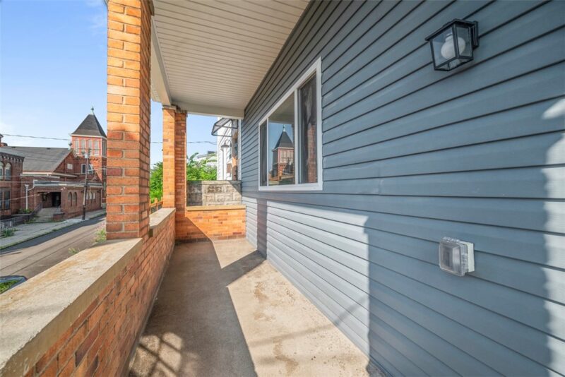 1032 Haslage Ave — photo 5