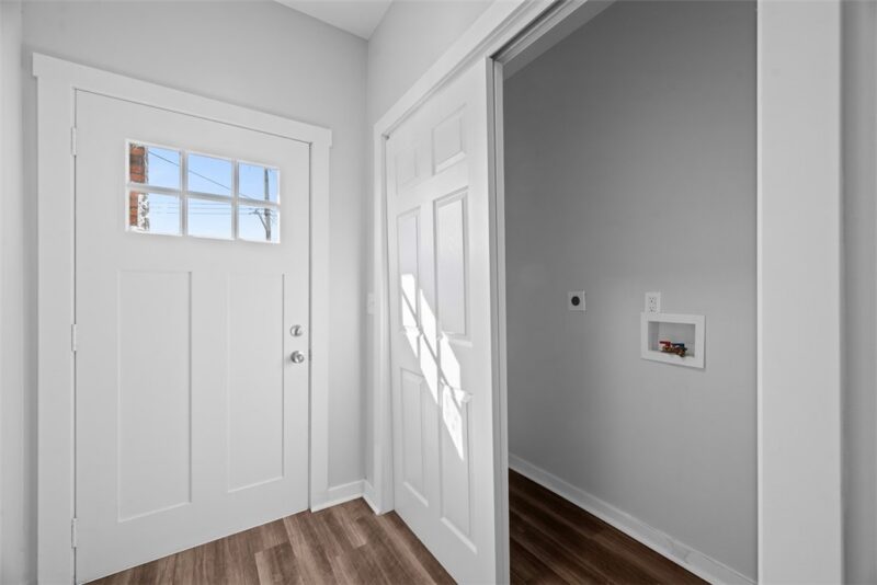 1032 Haslage Ave — photo 6