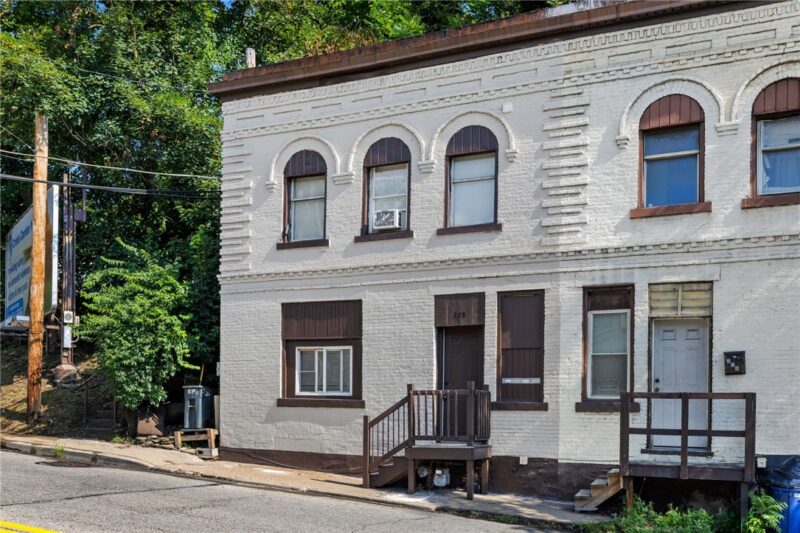 228 Steuben St — photo 2
