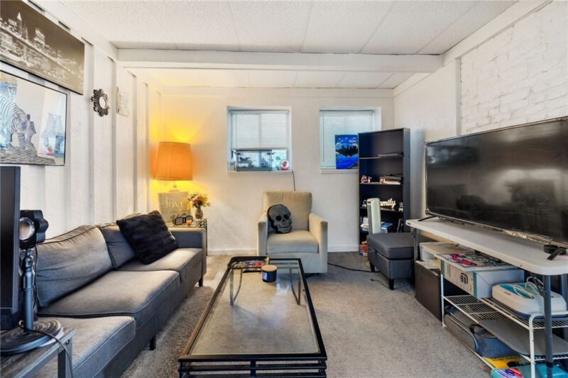 228 Steuben St — photo 7