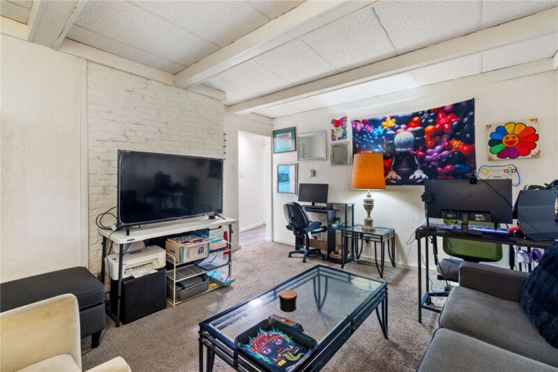 228 Steuben St — photo 8