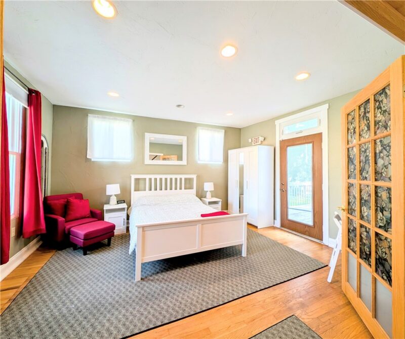 123 W Loyalhanna St — photo 5