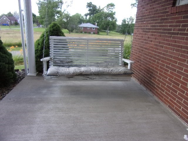 28 Graff Road — photo 3