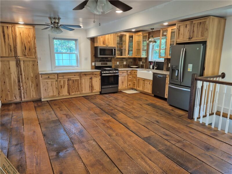 7 Mcgovern Blvd — photo 6
