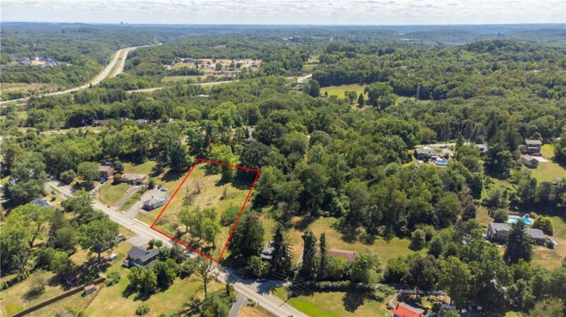 2425 Rochester Rd — photo 6