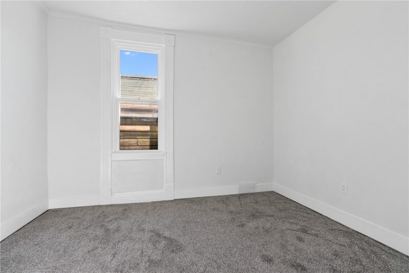 2313 Eccles Street — photo 8