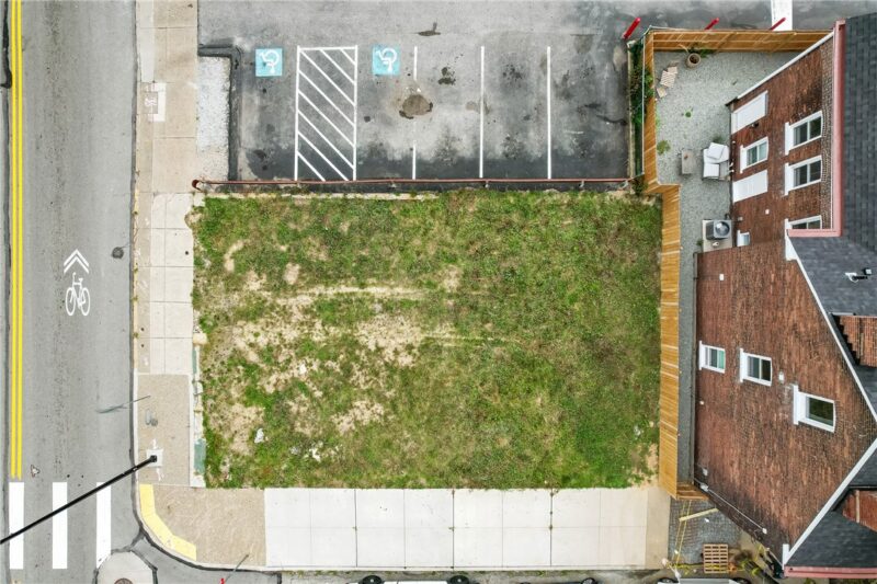 1100 E Carson Street — photo 8