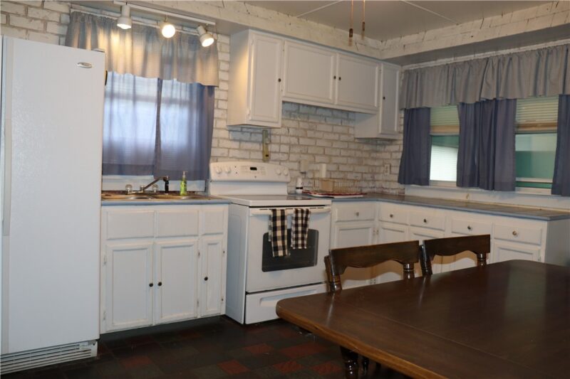 1298 E Route 30 — photo 7