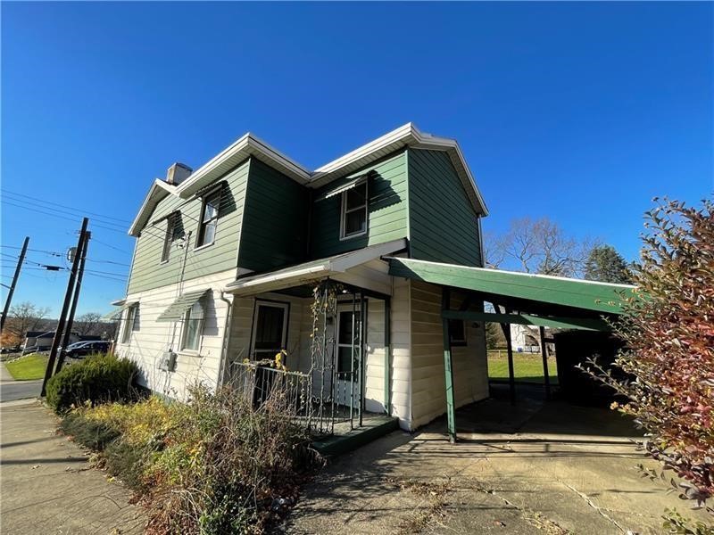211 S Walnut St — photo 2