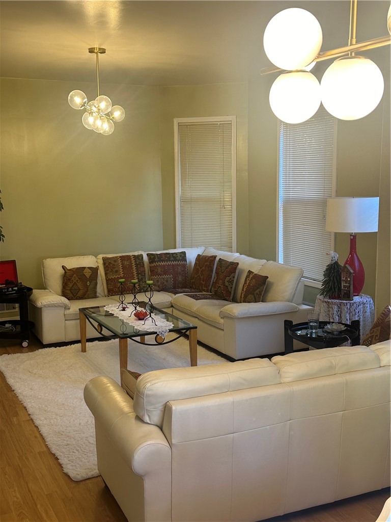 10 Emerson Ave — photo 2
