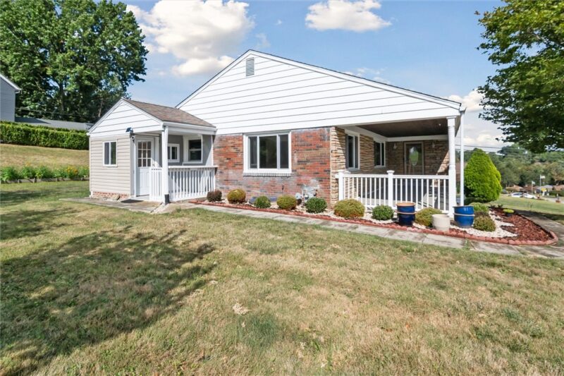 111 Maryal Dr — photo 2