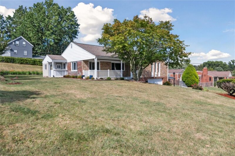 111 Maryal Dr — photo 3