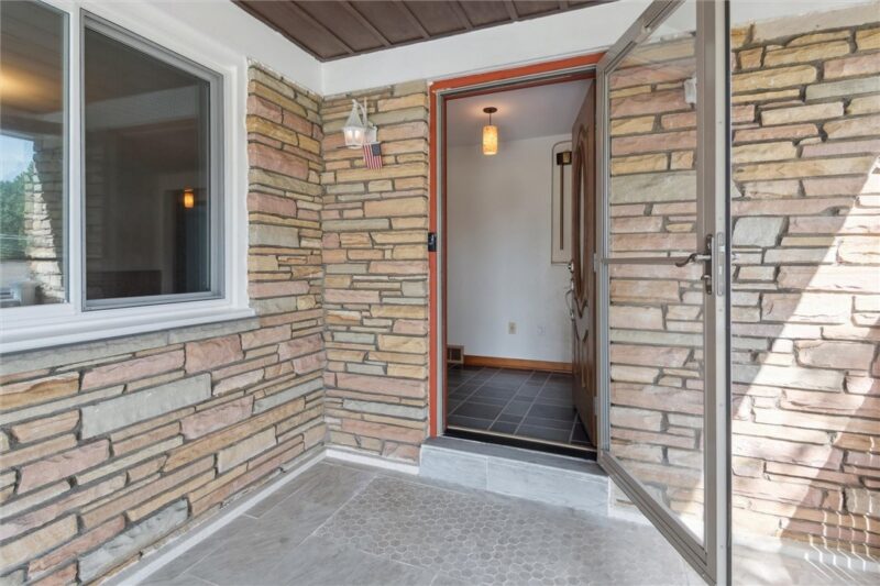111 Maryal Dr — photo 6