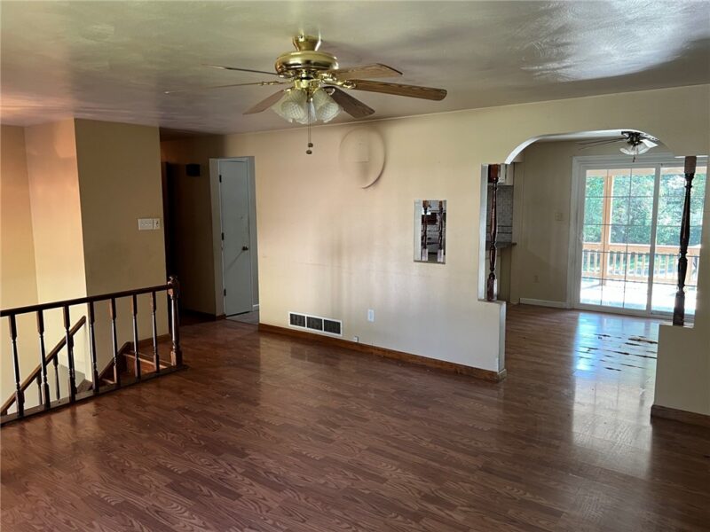 470 Donohoe Rd — photo 4