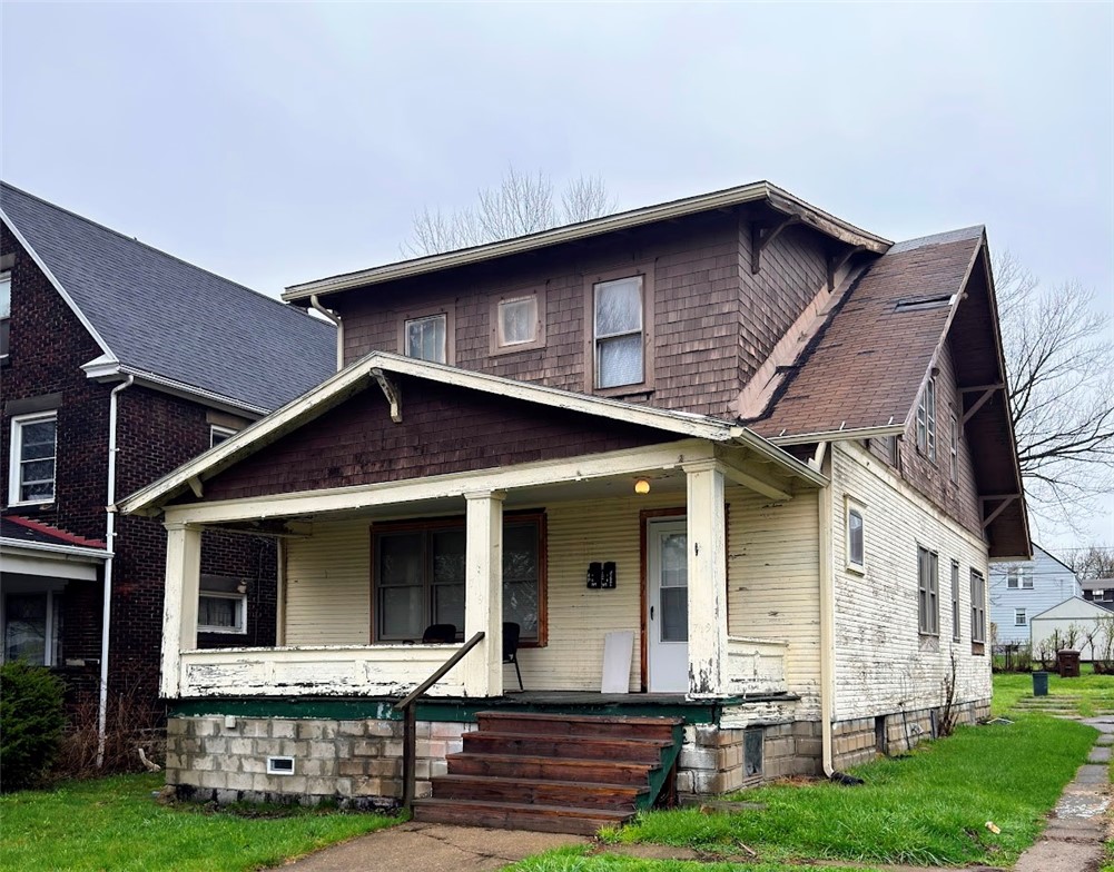 719 Spruce Ave — photo 1