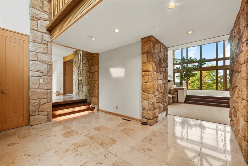 311 Hillcrest Dr — photo 6