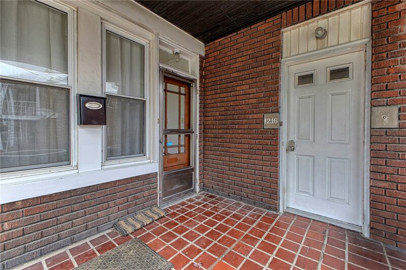1216 S Pittsburgh Street — photo 2