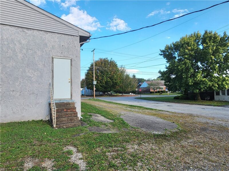 1512 Jackson Ave — photo 5