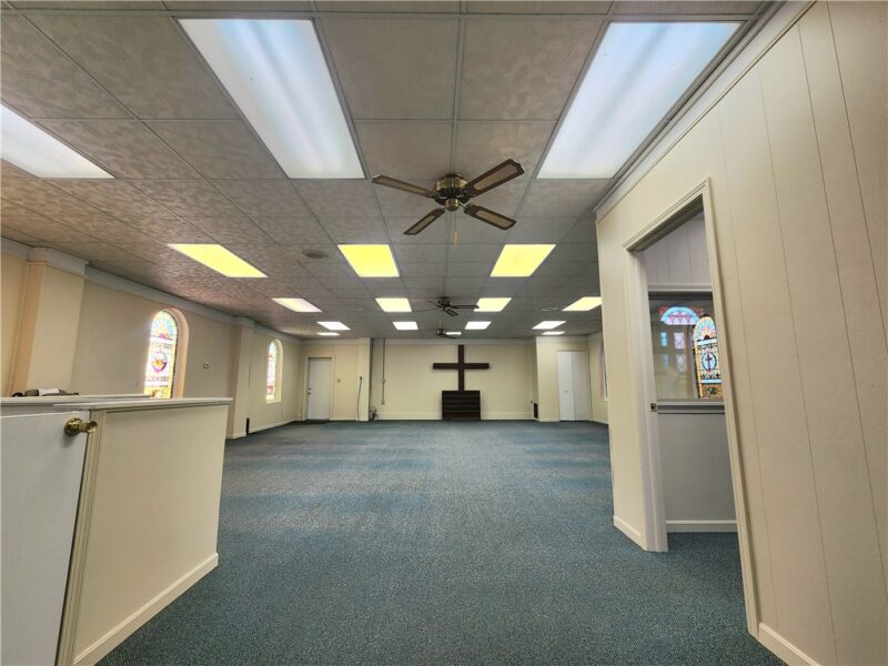 1512 Jackson Ave — photo 7