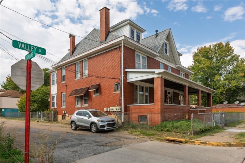 1096 - 1098 Valley St — photo 7
