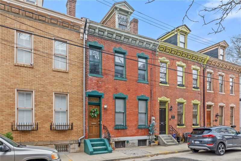 1009 Manhattan St — photo 2