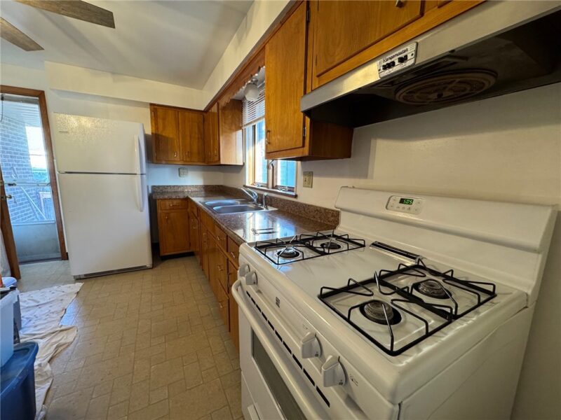 134-136 James St — photo 8