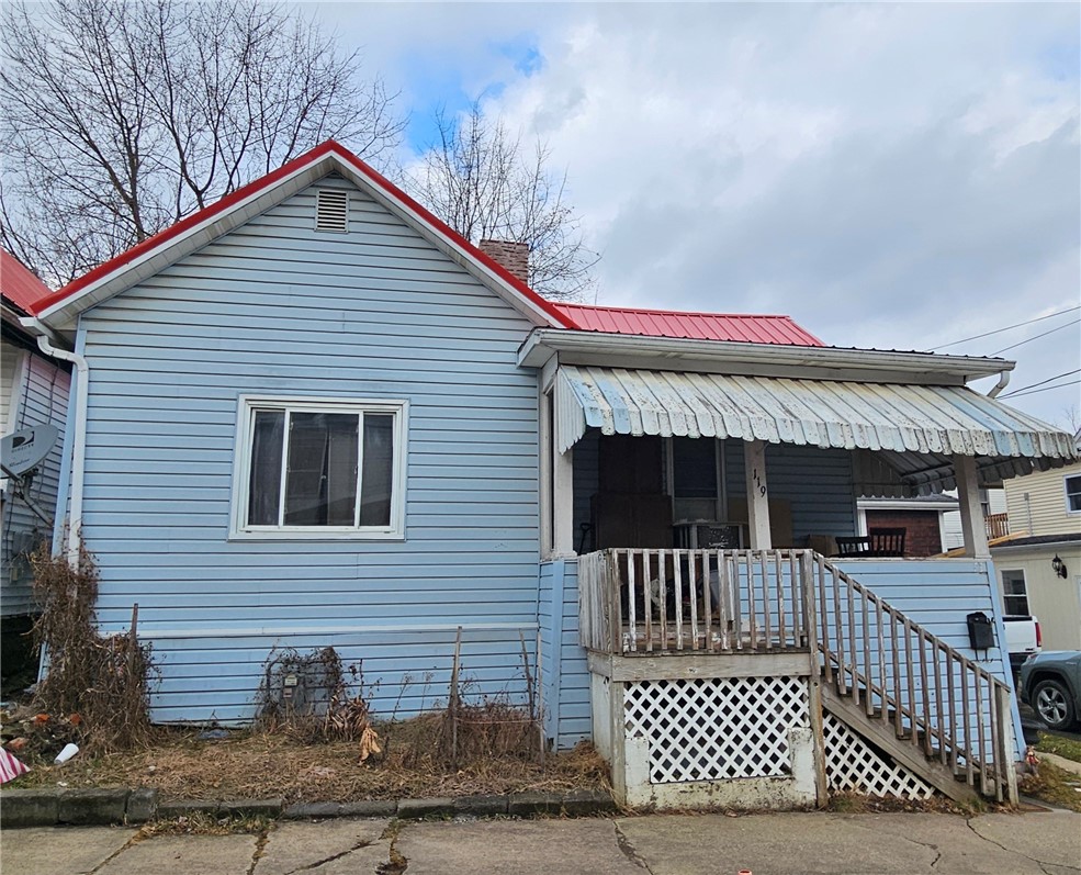 119 W Elm — photo 1