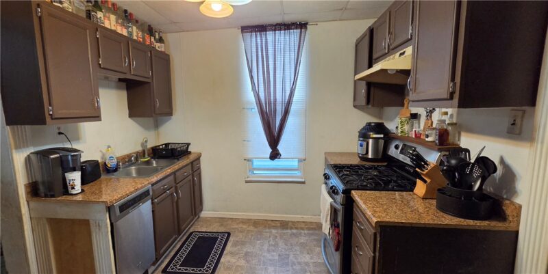 119 W Elm — photo 4