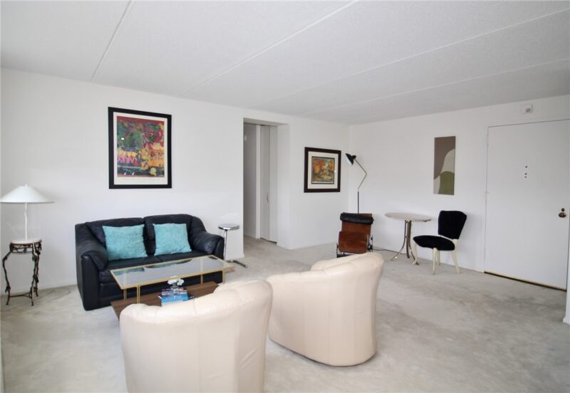 1160 BOWER HILL 1101B — photo 4