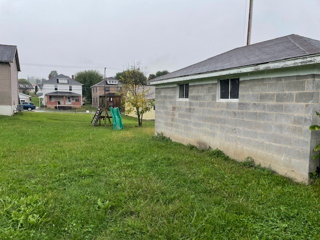 132 RIVER AVENUE — photo 2