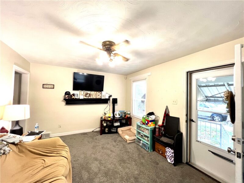 603 Farnsworth Ave — photo 3