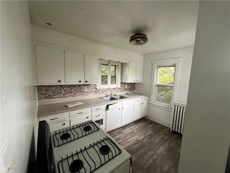 475 S 7th St — photo 8