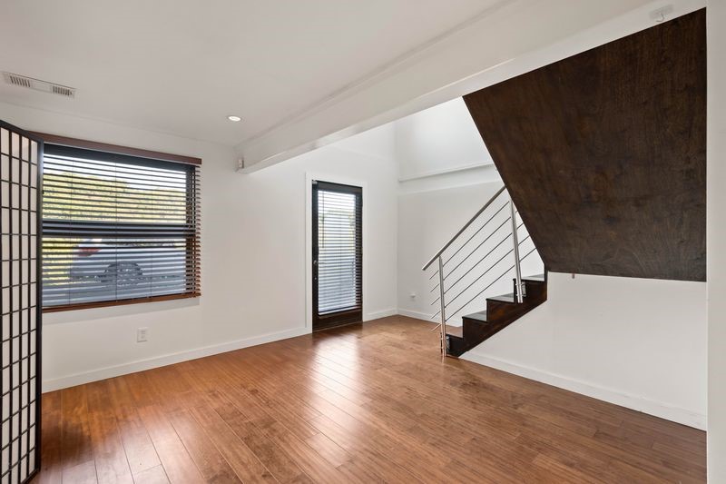 1645 Pegher Lane — photo 4
