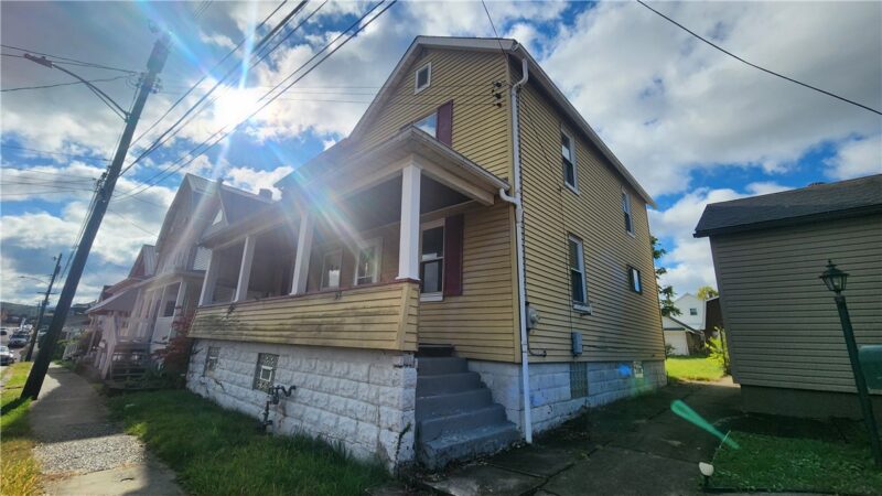 517 Sycamore Street — photo 2