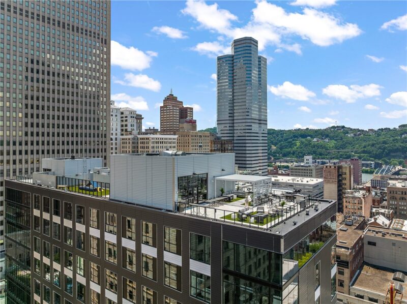 350 Oliver Ave 1005 — photo 3