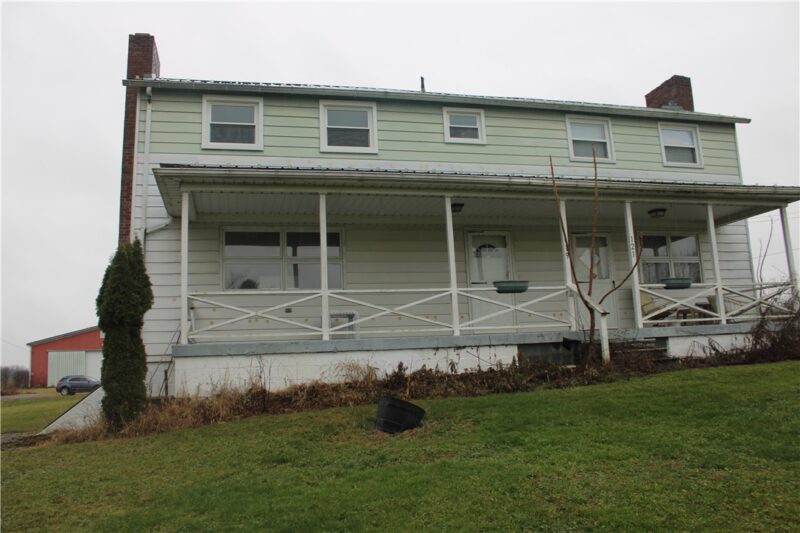 121 Powell Road — photo 3