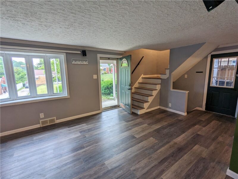 3316 Valewood Dr — photo 2