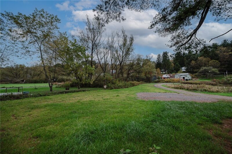 276 Main Street — photo 3