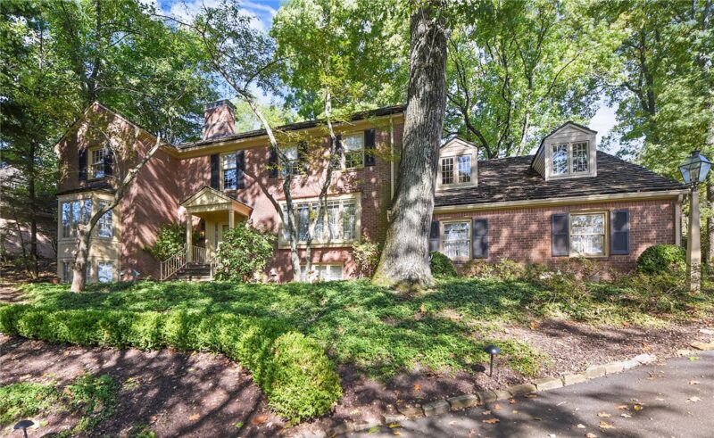 465 Woodland Hills Dr — photo 3