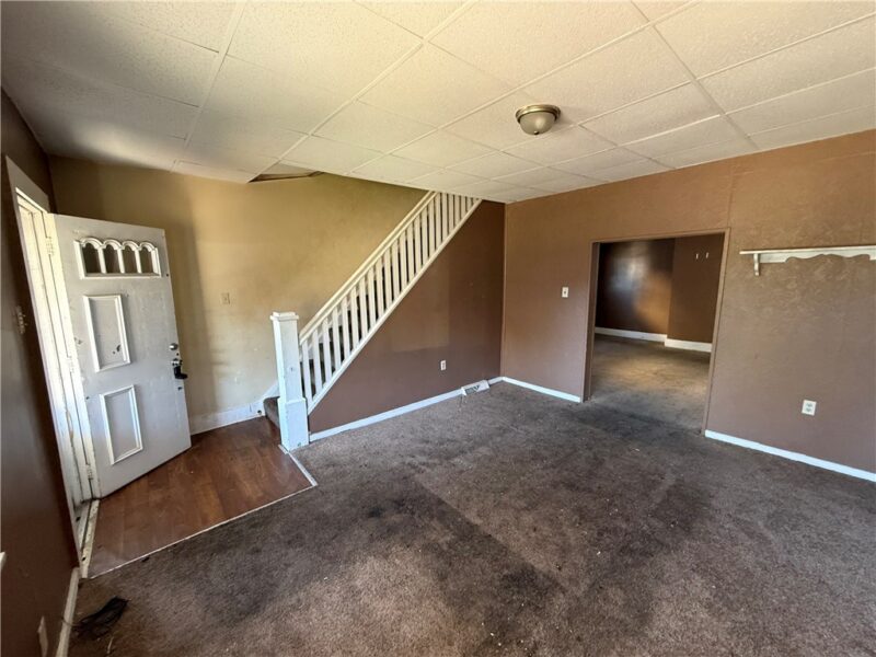 1144 Dennis Avenue — photo 8