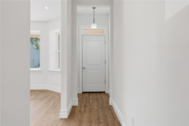 121 Shetland Street — photo 4