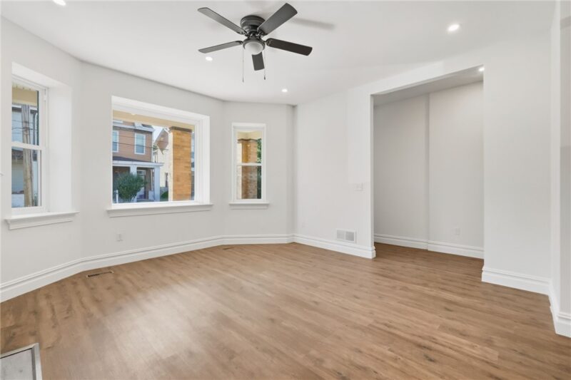 121 Shetland Street — photo 8