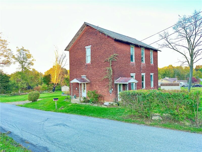 118 Firehall Rd — photo 3