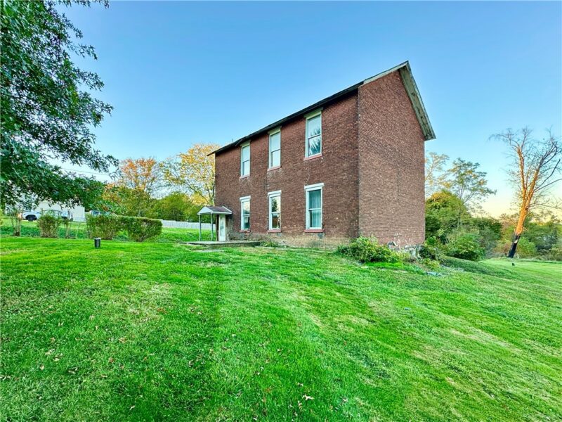 118 Firehall Rd — photo 4