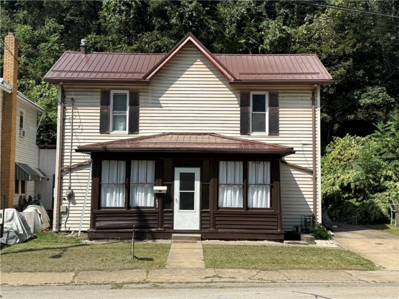 597 Market St., Leechburg, PA — photo 2