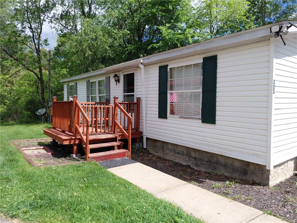 302 Polo Dr — photo 1